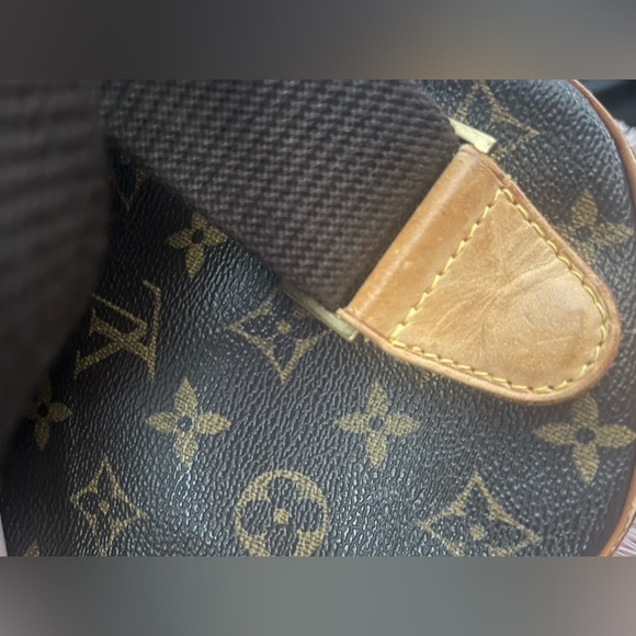 Louis Vuitton EUC Brown Monogram Bum/Belt Bag with Dustbag - Picture 5 of 9